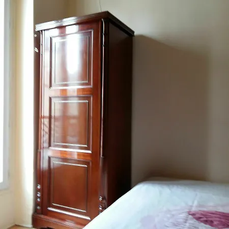 Du Metro Hotel 3*